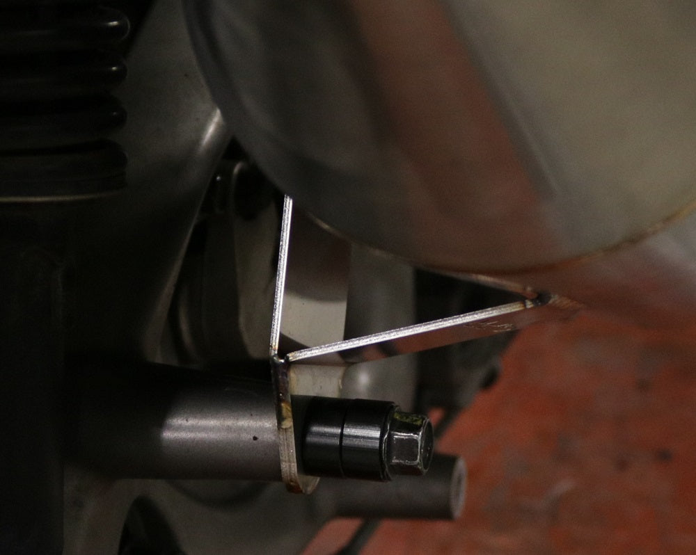 Escape GPR Power Bomb Slip-On Race para Quadro Qv 3 2018-2020