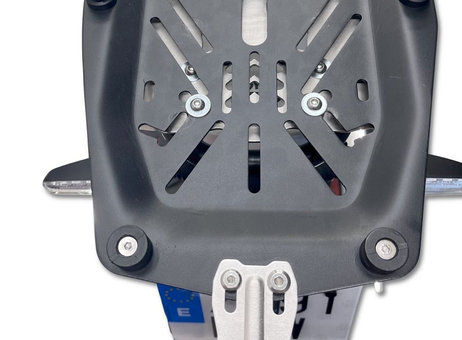 Baúl superior Royal Enfield Himalayan 450 2024-2025 35 litros GPR TECH Aluminio plateado