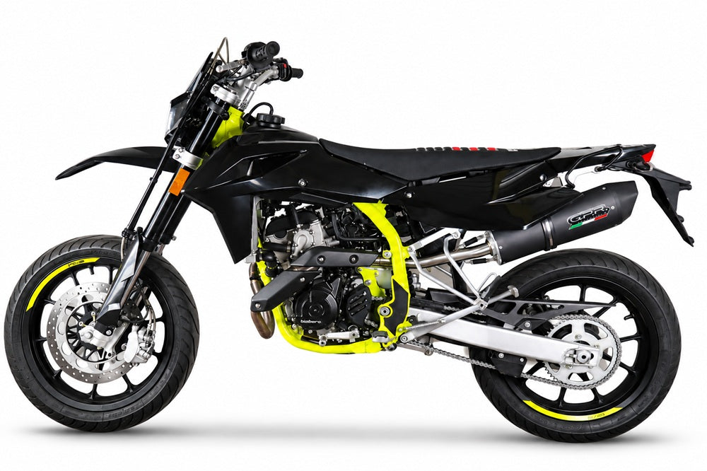 Escape GPR Furore Nero Slip-On para SWM SM 125 R 2021-2024